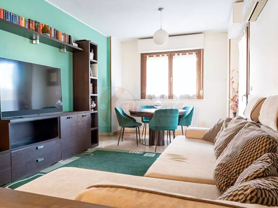 Immagine 2 di Appartamento in vendita  in via Padula 1 a Sassari