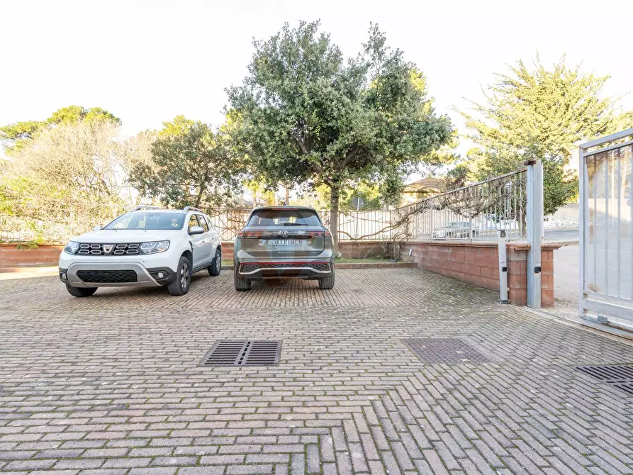 Immagine 38 di Appartamento in vendita  in via Padula 1 a Sassari