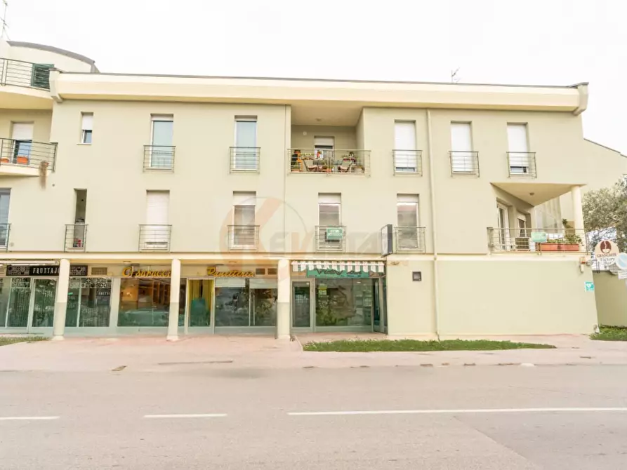 Immagine 34 di Appartamento in vendita  in Via Walter Pasella 36/B a Sassari