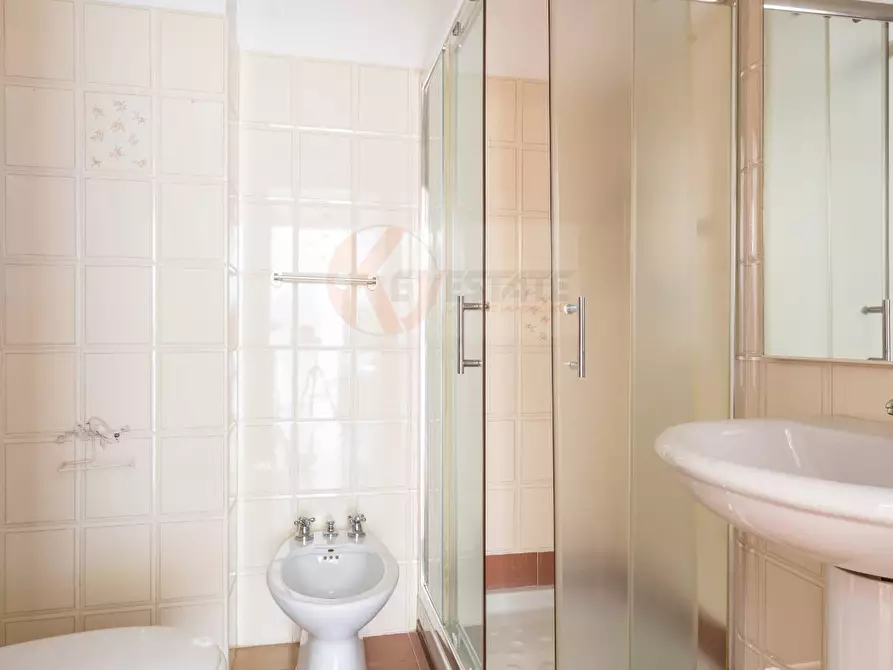 Immagine 13 di Appartamento in vendita  in via Ospitone 14 a Sassari