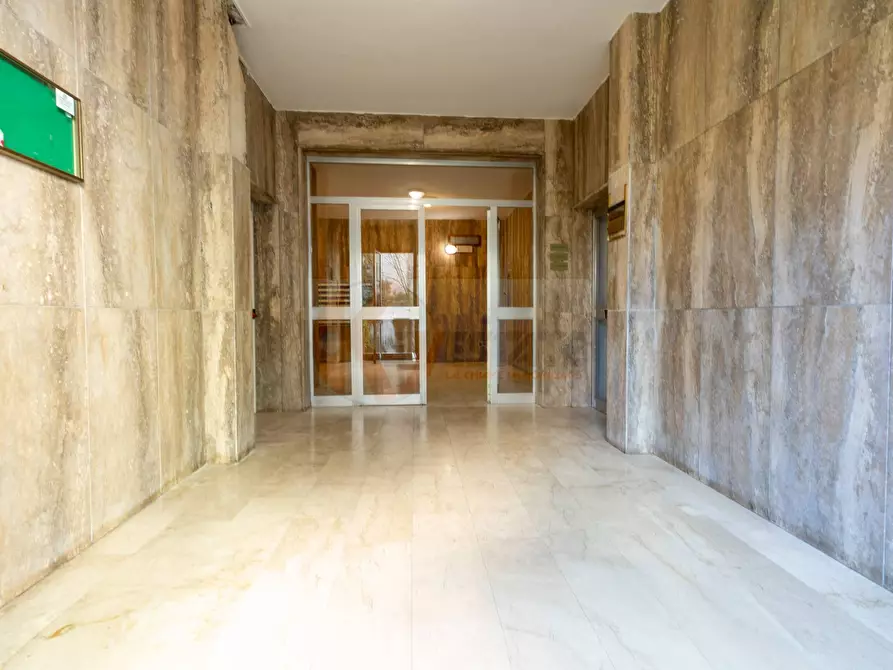 Immagine 29 di Appartamento in vendita  in via Lussu 9 a Sassari