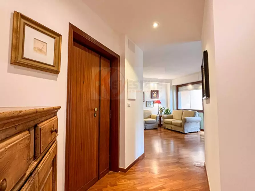 Immagine 5 di Appartamento in vendita  in via Prunizzedda 37 a Sassari