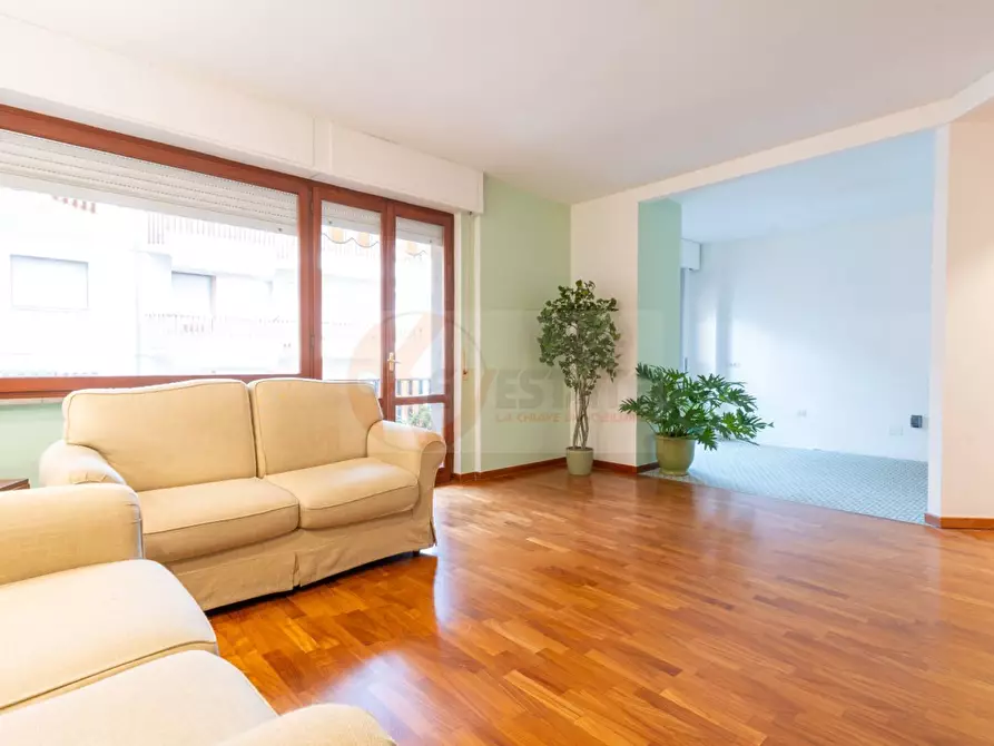 Immagine 4 di Appartamento in vendita  in via Prunizzedda 37 a Sassari