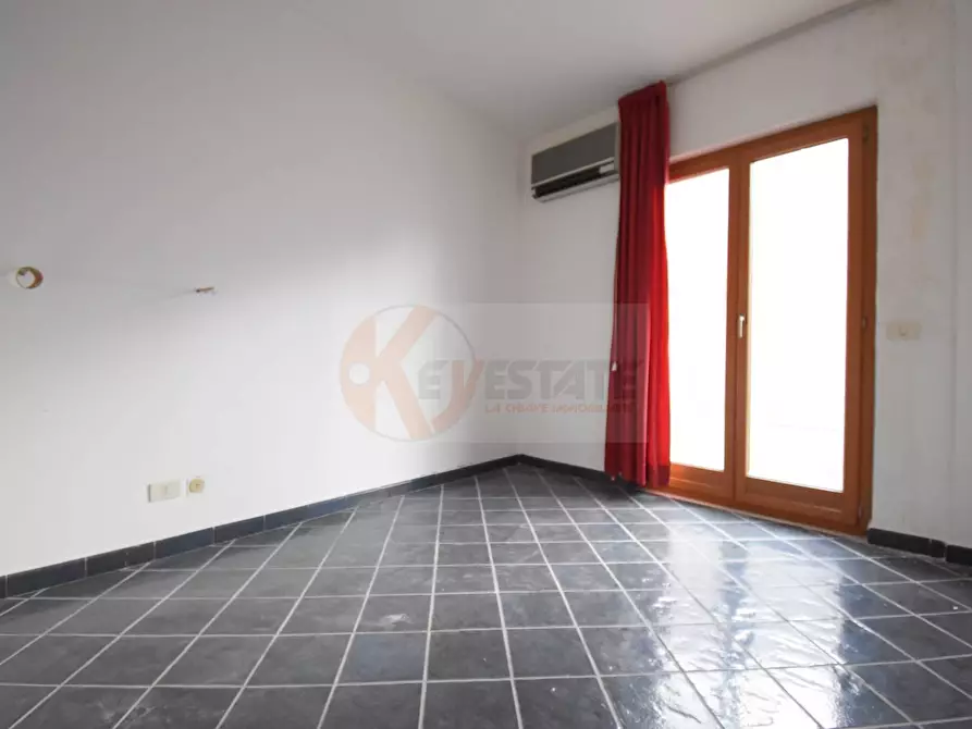 Immagine 10 di Appartamento in vendita  in Via Mughina 26 a Nuoro