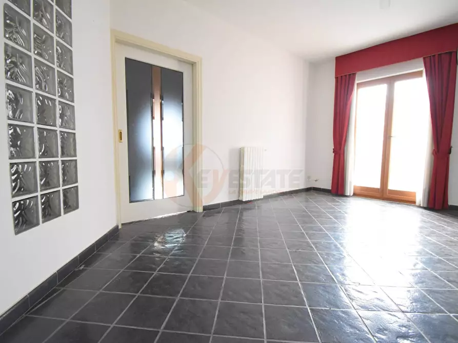 Immagine 7 di Appartamento in vendita  in Via Mughina 26 a Nuoro