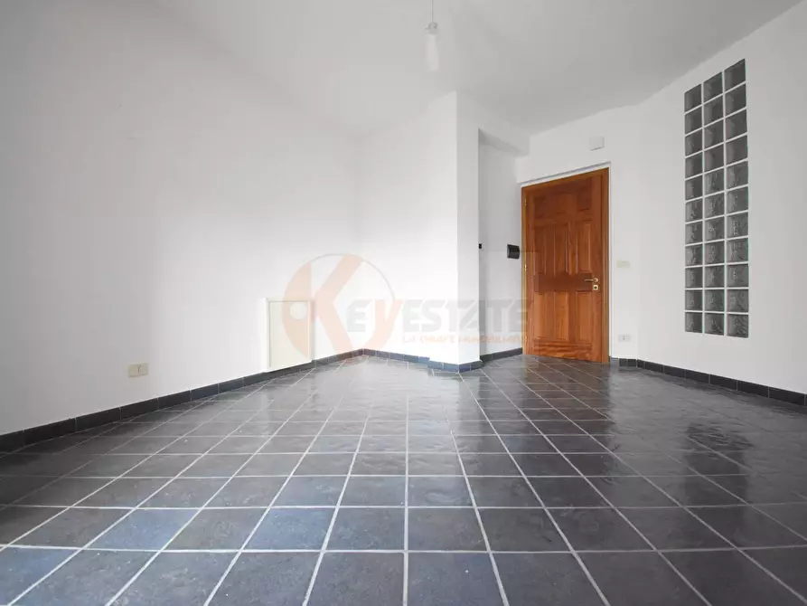 Immagine 5 di Appartamento in vendita  in Via Mughina 26 a Nuoro