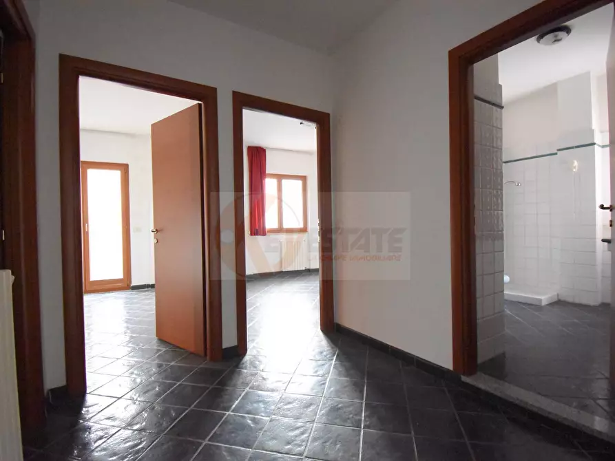 Immagine 9 di Appartamento in vendita  in Via Mughina 26 a Nuoro