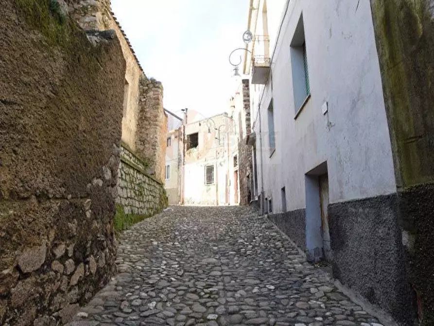 Immagine 28 di Appartamento in vendita  in VIA ICNUSA 17 a Oliena