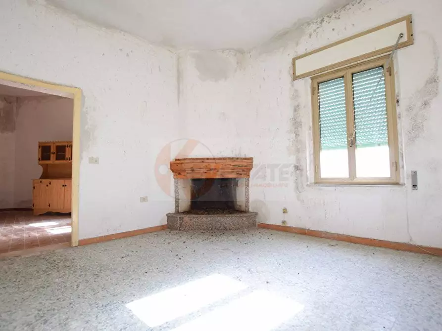 Immagine 2 di Appartamento in vendita  in VIA ICNUSA 17 a Oliena