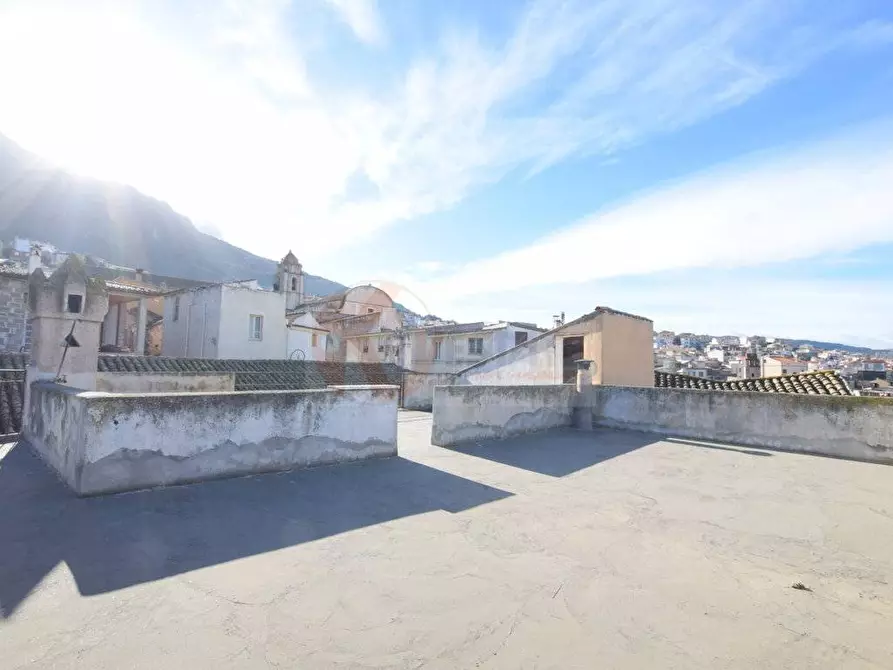 Immagine 17 di Appartamento in vendita  in VIA ICNUSA 17 a Oliena