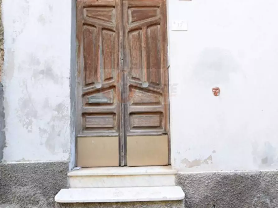 Immagine 24 di Appartamento in vendita  in VIA ICNUSA 17 a Oliena