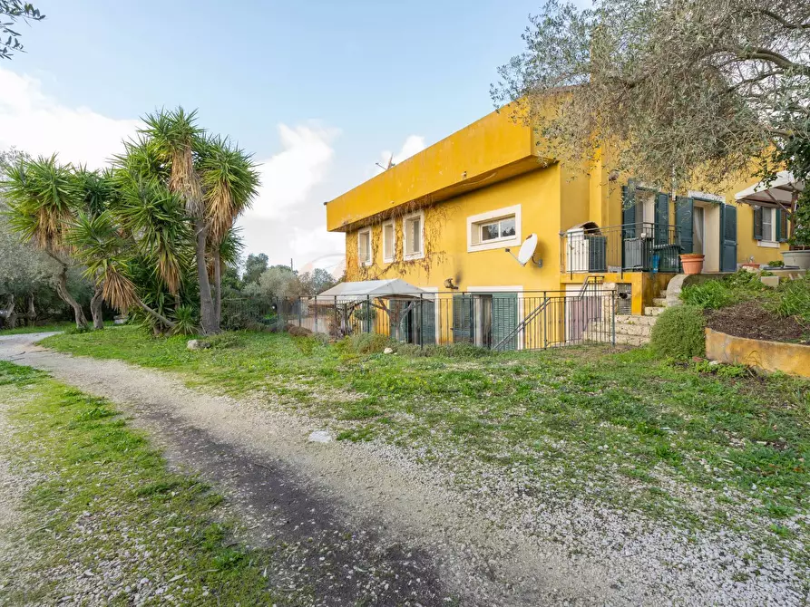 Immagine 18 di Villa in vendita  in Strada Vicinale Mascarello 16 a Sassari