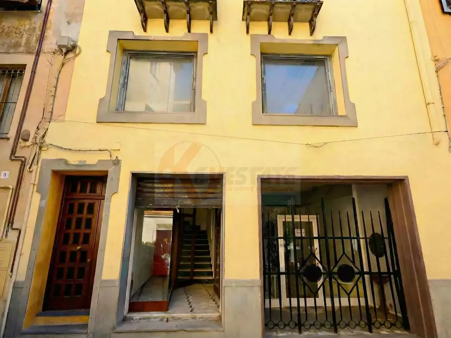 Immagine 2 di Locale commerciale in vendita  in Largo Ittiri 4 a Sassari