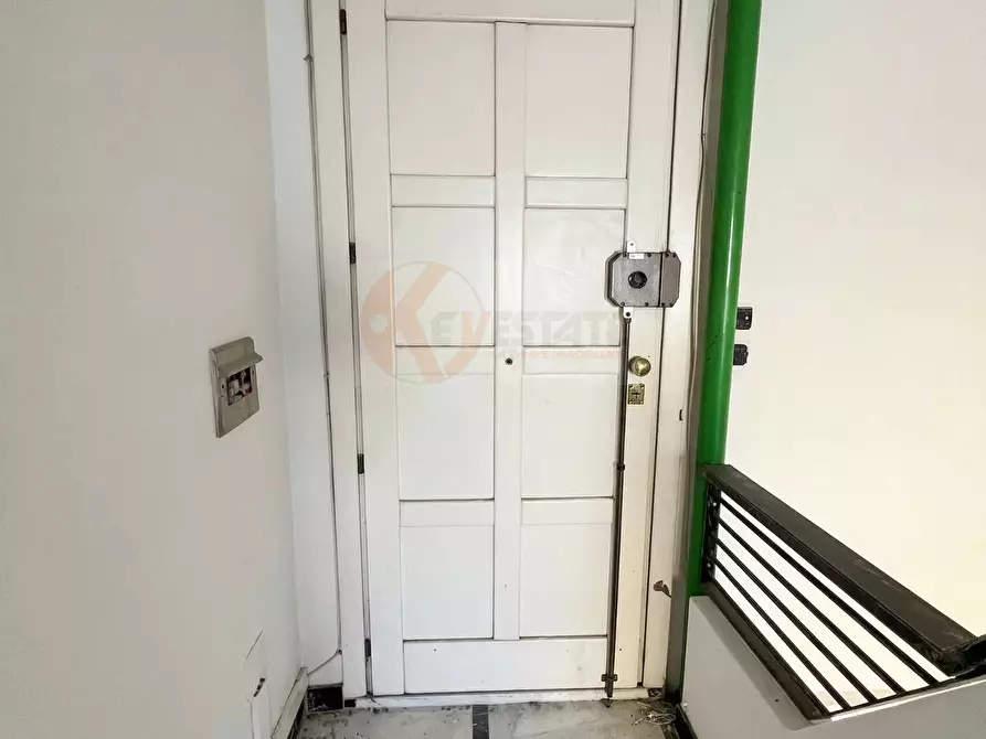 Immagine 10 di Locale commerciale in vendita  in Largo Ittiri 4 a Sassari