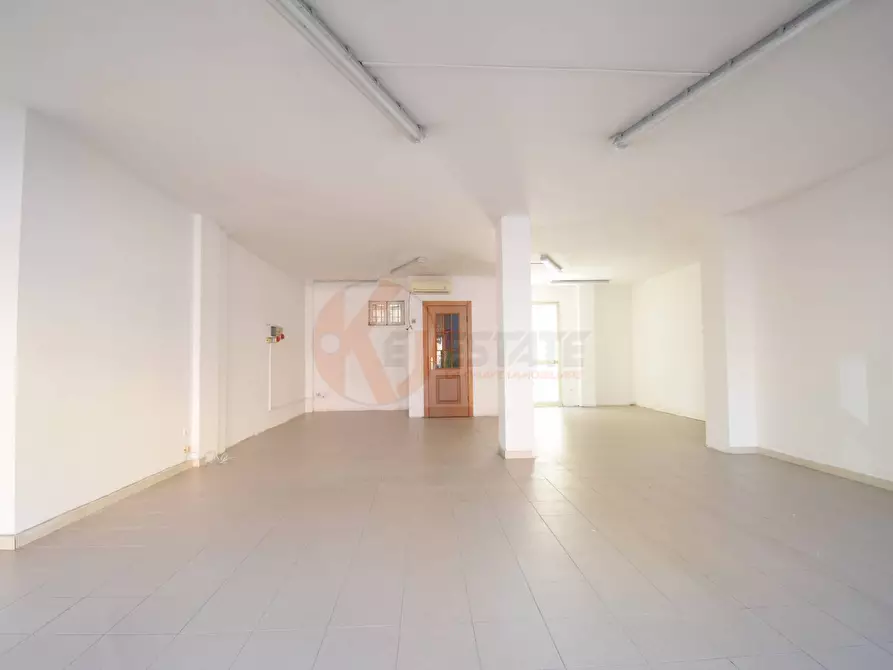 Immagine 1 di Locale commerciale in vendita  in Via Matteotti 26 a Sassari