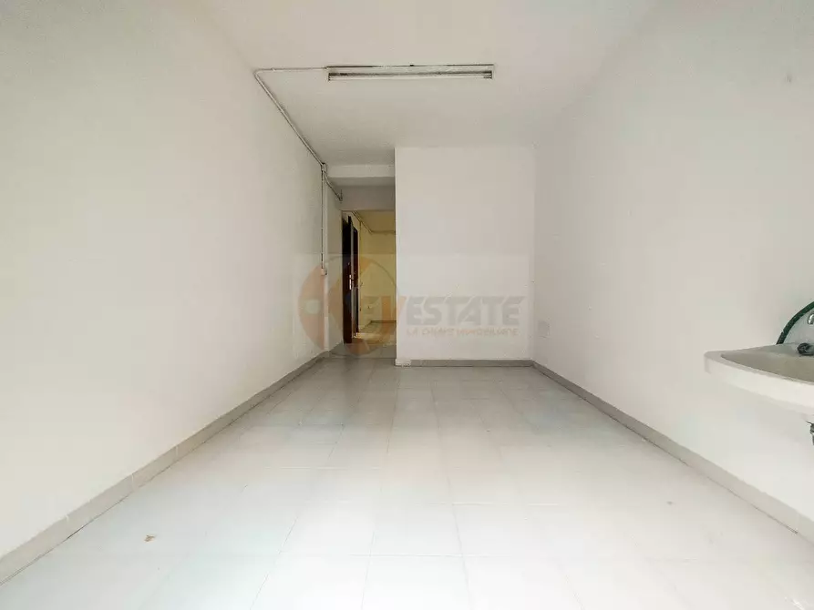 Immagine 16 di Locale commerciale in vendita  in Via Matteotti 26 a Sassari