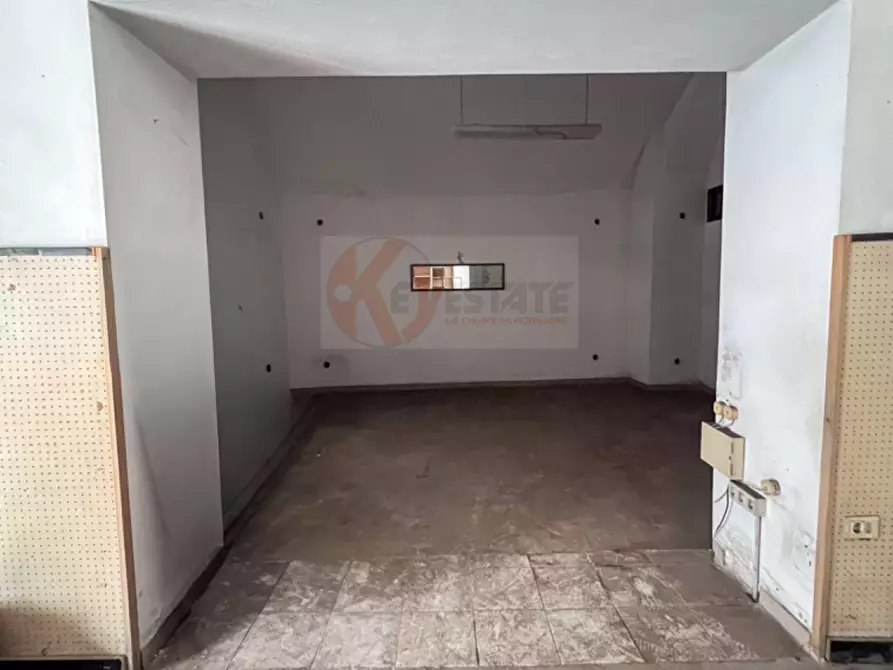 Immagine 4 di Locale commerciale in vendita  in Via Umberto 20 a Sorso