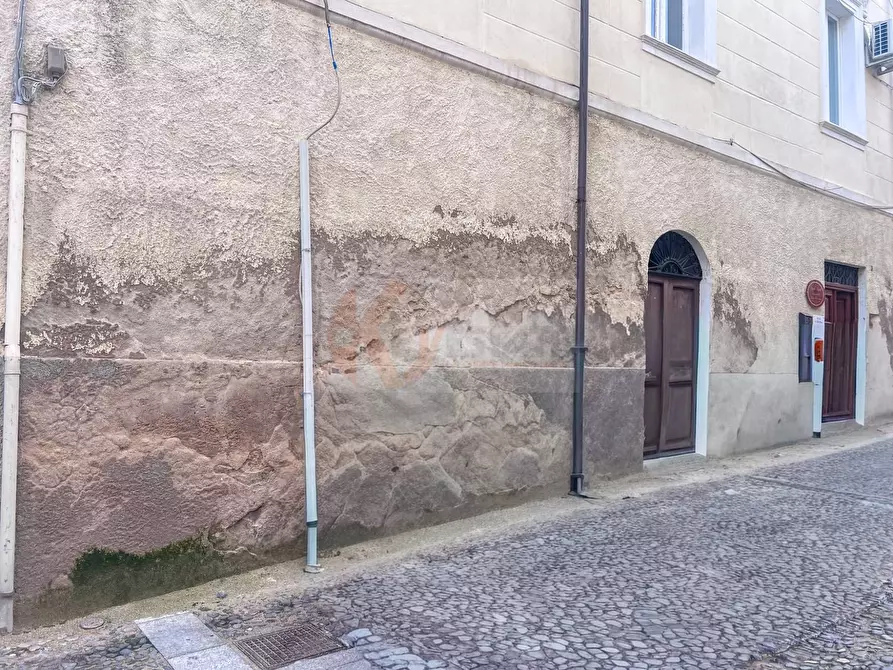 Immagine 14 di Locale commerciale in vendita  in Via Umberto 20 a Sorso