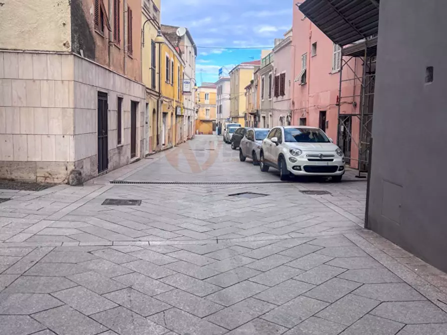 Immagine 15 di Locale commerciale in vendita  in Via Umberto 20 a Sorso