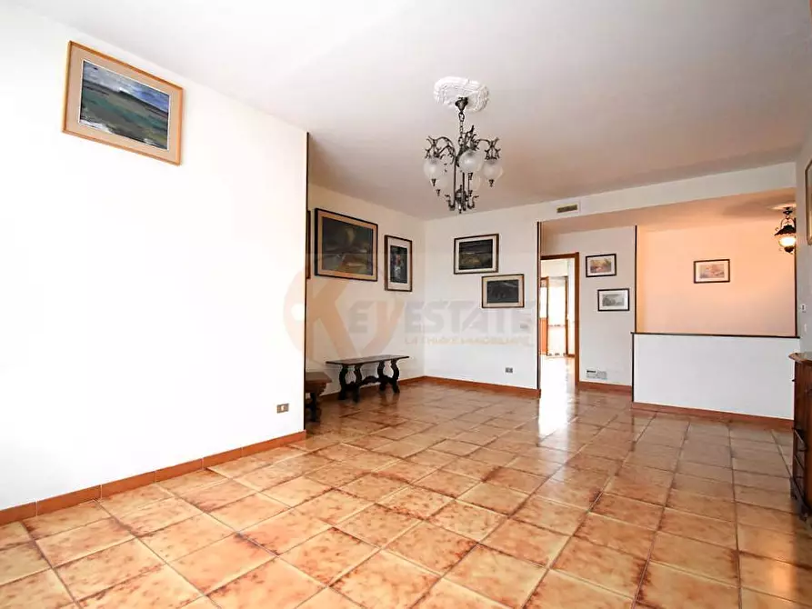 Immagine 3 di Appartamento in vendita  in via Luna e Sole 42 a Sassari