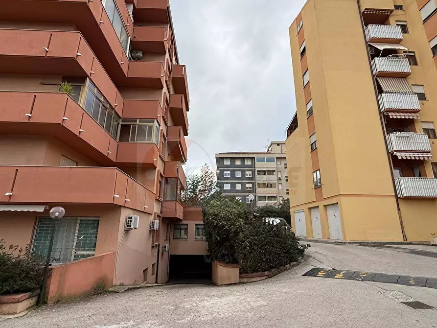 Immagine 57 di Appartamento in vendita  in via Luna e Sole 42 a Sassari