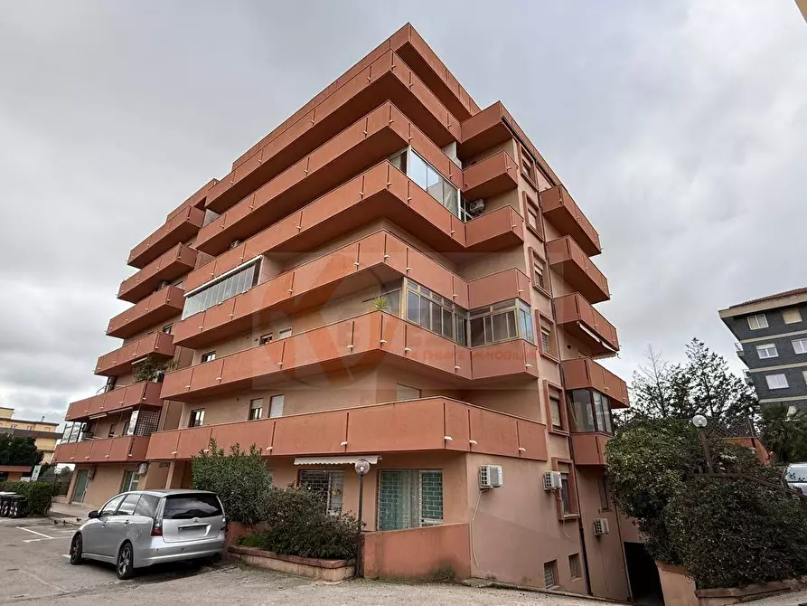 Immagine 60 di Appartamento in vendita  in via Luna e Sole 42 a Sassari