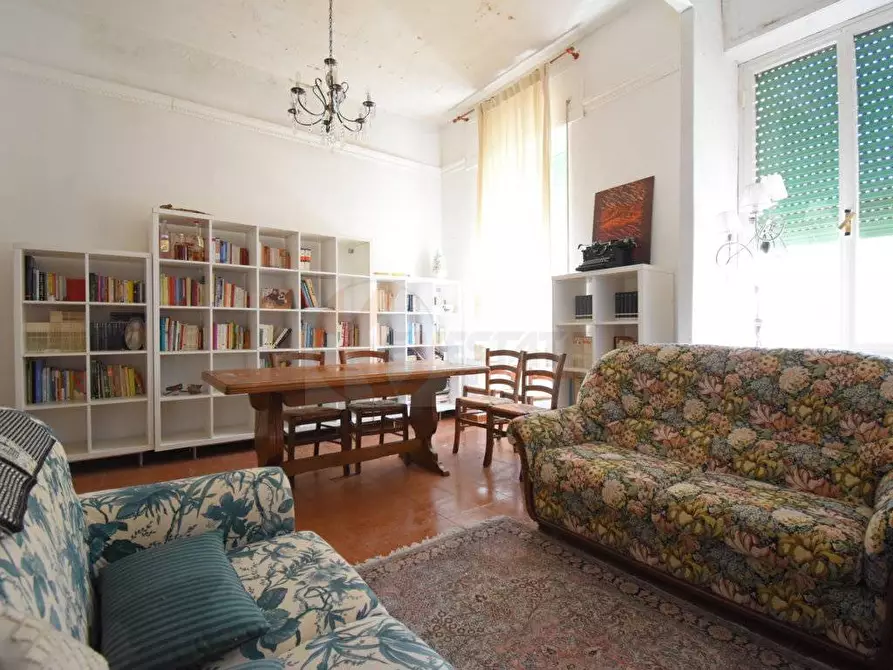 Immagine 1 di Appartamento in vendita  in corso Angioy 6 a Bono