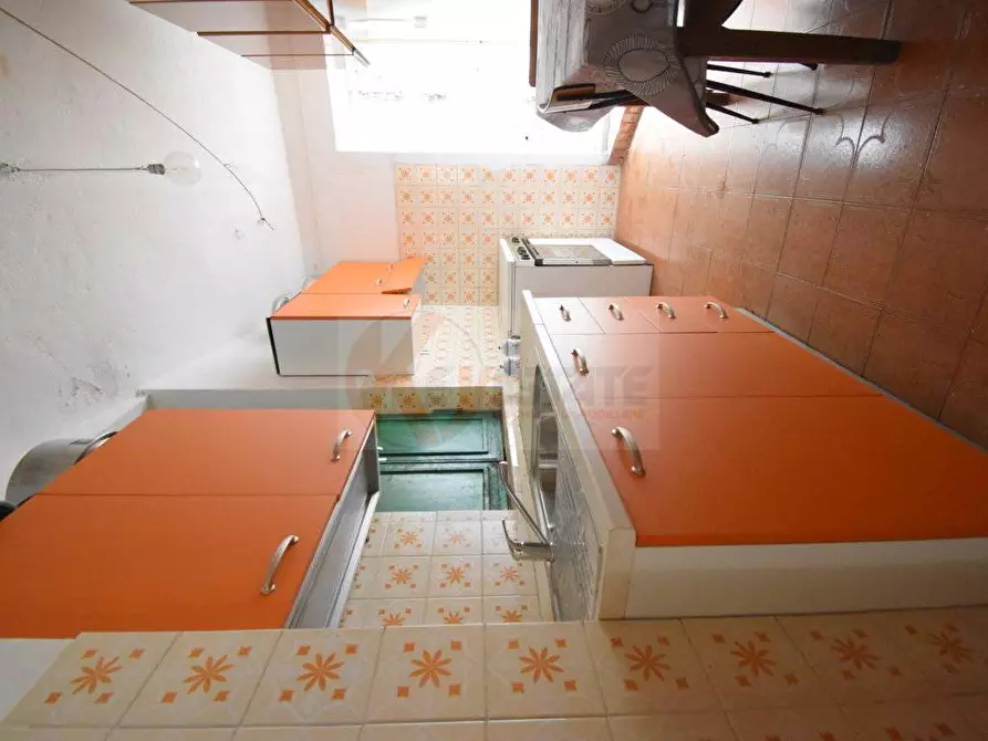 Immagine 12 di Appartamento in vendita  in corso Angioy 6 a Bono