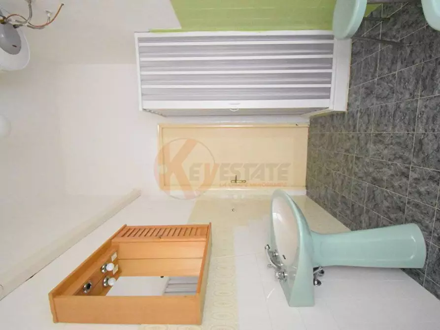 Immagine 27 di Appartamento in vendita  in corso Angioy 6 a Bono