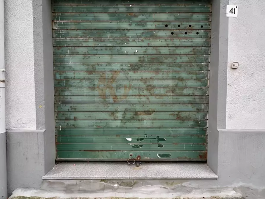 Immagine 14 di Locale commerciale in vendita  in Via Nizza 41C a Sassari