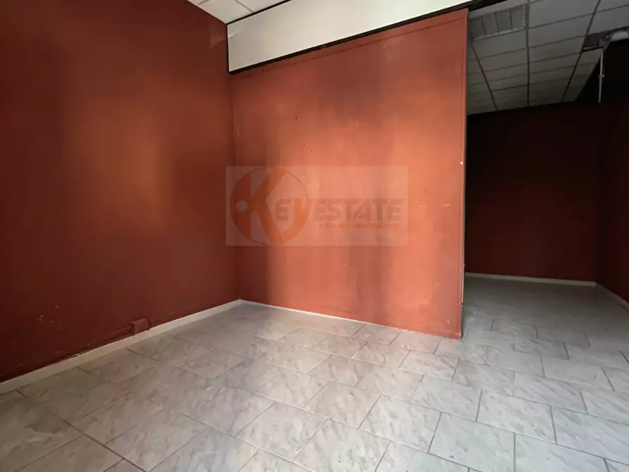Immagine 2 di Locale commerciale in vendita  in Via Nizza 41C a Sassari