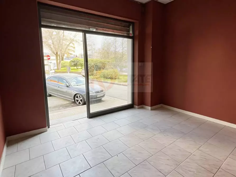 Immagine 1 di Locale commerciale in vendita  in Via Nizza 41C a Sassari