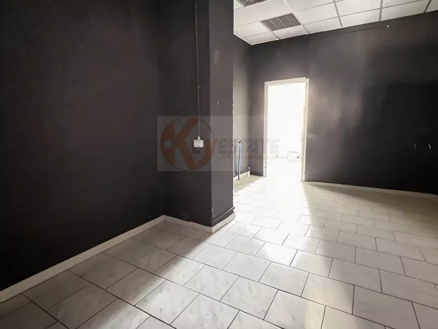 Immagine 8 di Locale commerciale in vendita  in Via Nizza 41C a Sassari