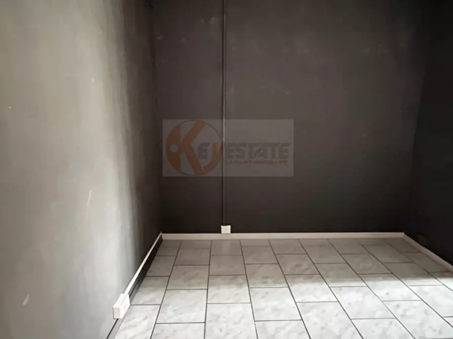 Immagine 7 di Locale commerciale in vendita  in Via Nizza 41C a Sassari