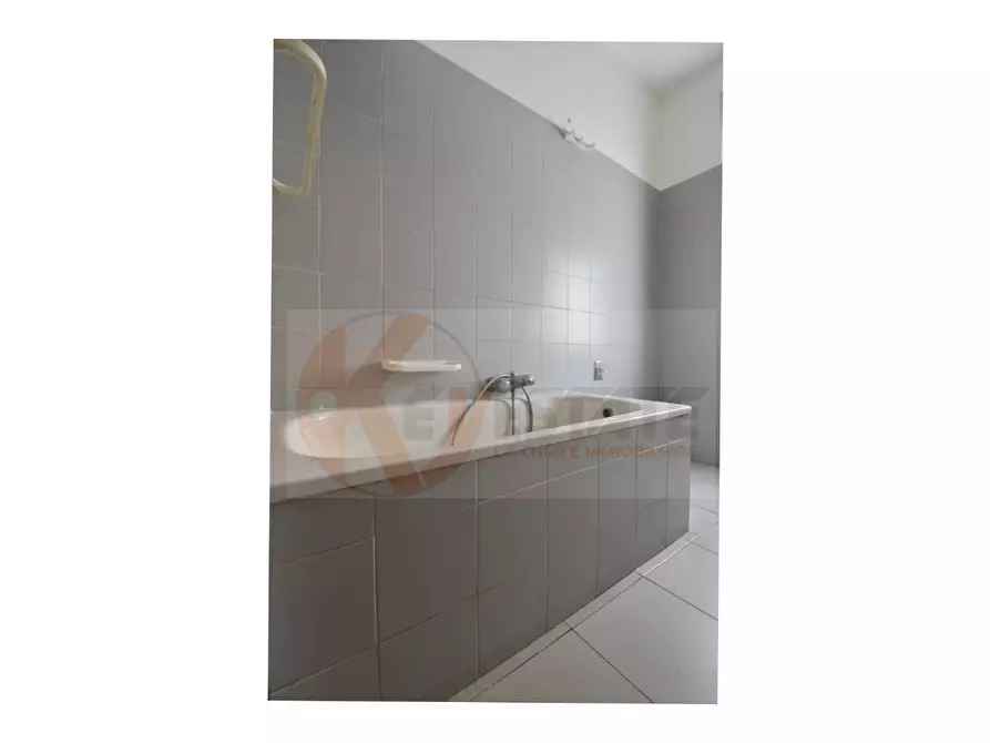 Immagine 19 di Appartamento in vendita  in via Carducci 5 a Sassari