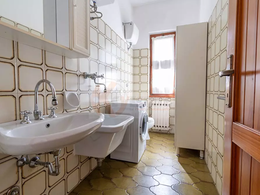 Immagine 13 di Casa semindipendente in vendita  in via Cugia 20 a Sassari