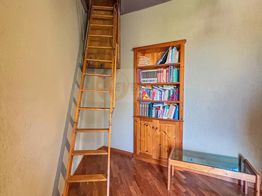 Immagine 16 di Casa semindipendente in vendita  in via Cugia 20 a Sassari