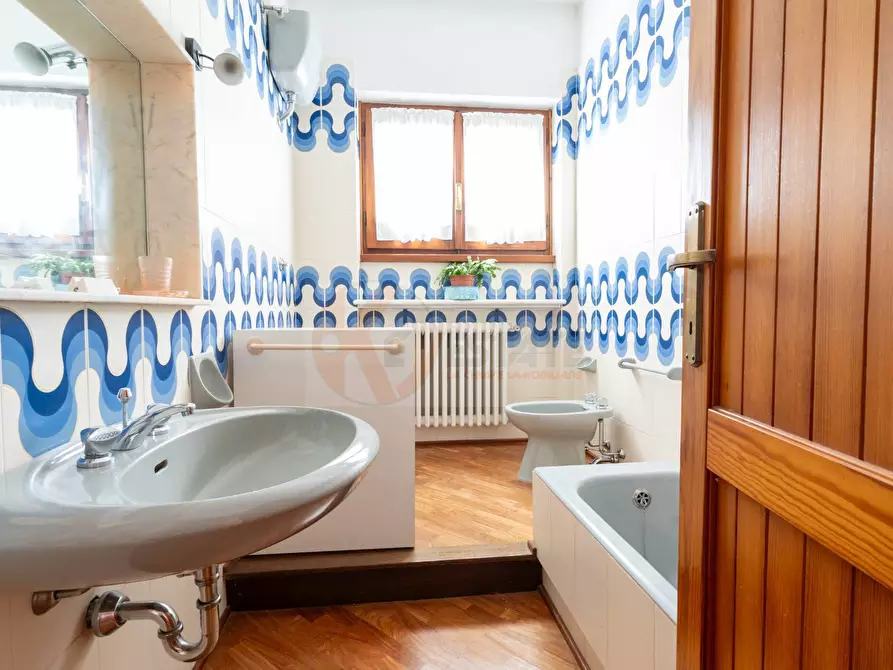 Immagine 24 di Casa semindipendente in vendita  in via Cugia 20 a Sassari