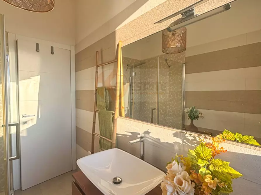 Immagine 43 di Attico in vendita  in Via Foscolo 20 a Alghero