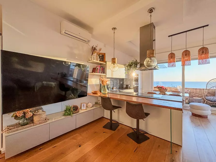 Immagine 23 di Attico in vendita  in Via Foscolo 20 a Alghero