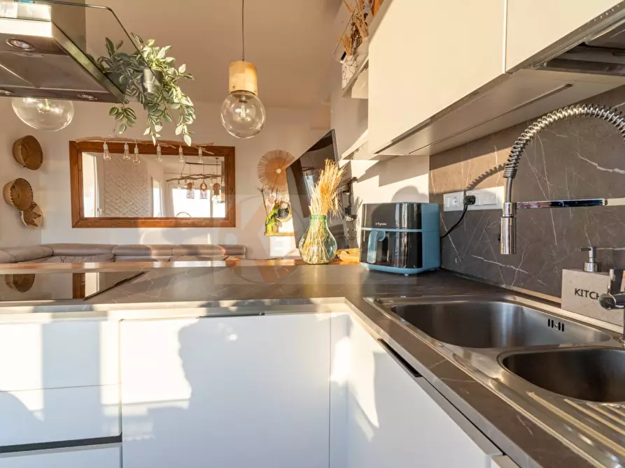 Immagine 18 di Attico in vendita  in Via Foscolo 20 a Alghero