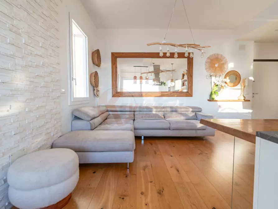 Immagine 21 di Attico in vendita  in Via Foscolo 20 a Alghero