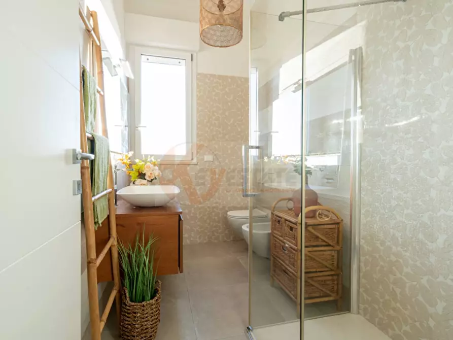 Immagine 55 di Attico in vendita  in Via Foscolo 20 a Alghero