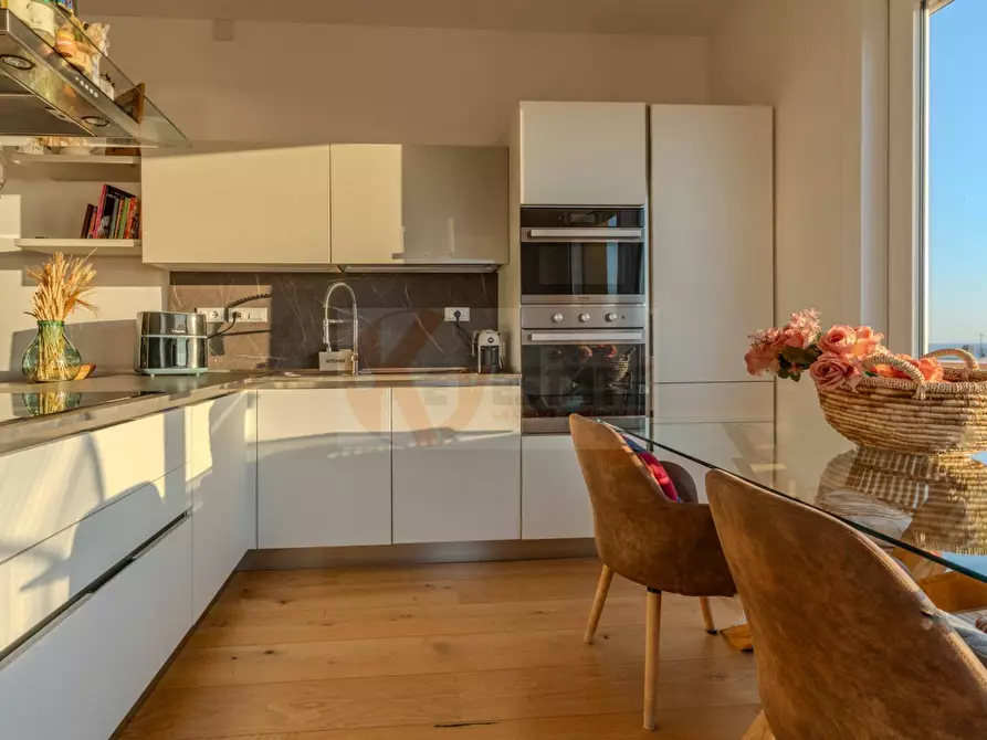 Immagine 17 di Attico in vendita  in Via Foscolo 20 a Alghero