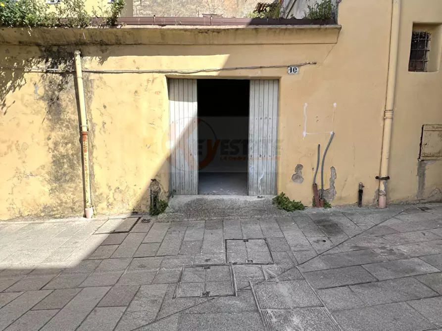 Immagine 7 di Locale commerciale in vendita  in Via ciboddo 10 a Sassari