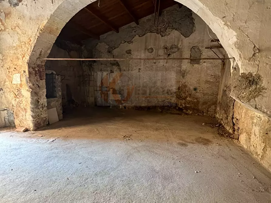 Immagine 13 di Locale commerciale in vendita  in Via ciboddo 10 a Sassari