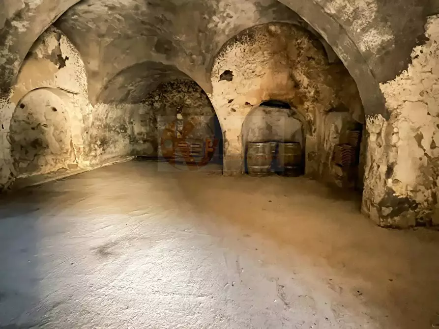 Immagine 18 di Locale commerciale in vendita  in Via ciboddo 10 a Sassari