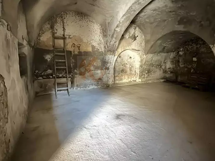 Immagine 17 di Locale commerciale in vendita  in Via ciboddo 10 a Sassari