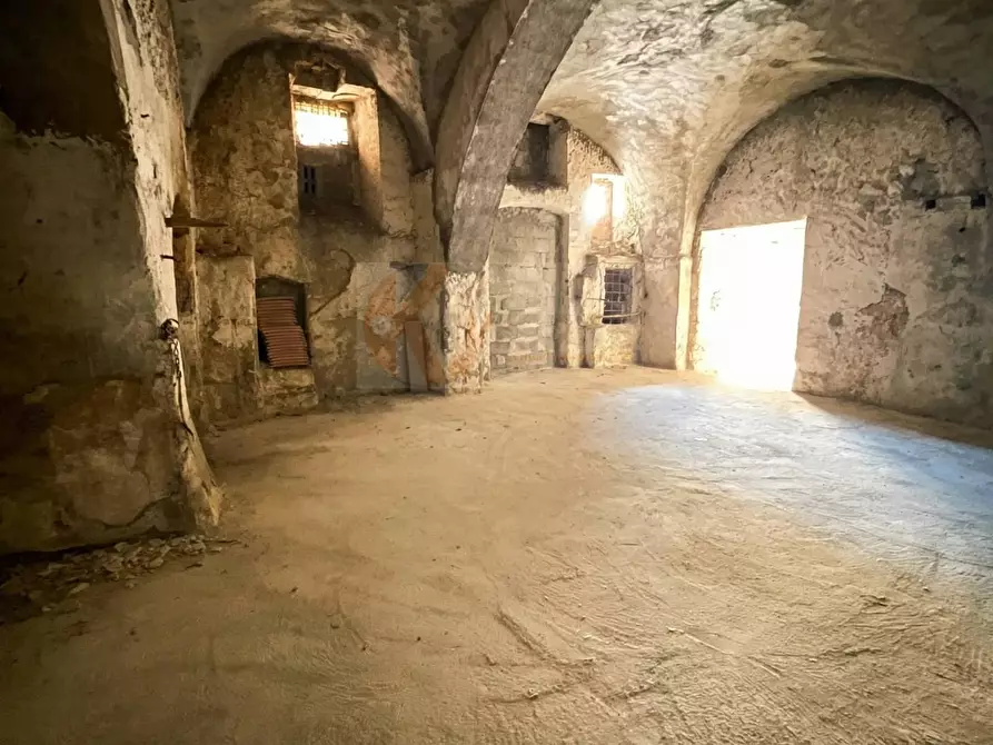 Immagine 20 di Locale commerciale in vendita  in Via ciboddo 10 a Sassari