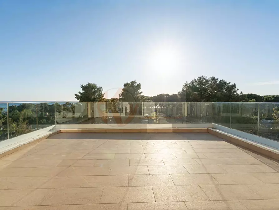 Immagine 1 di Attico in vendita  in Via Lido 125 a Alghero